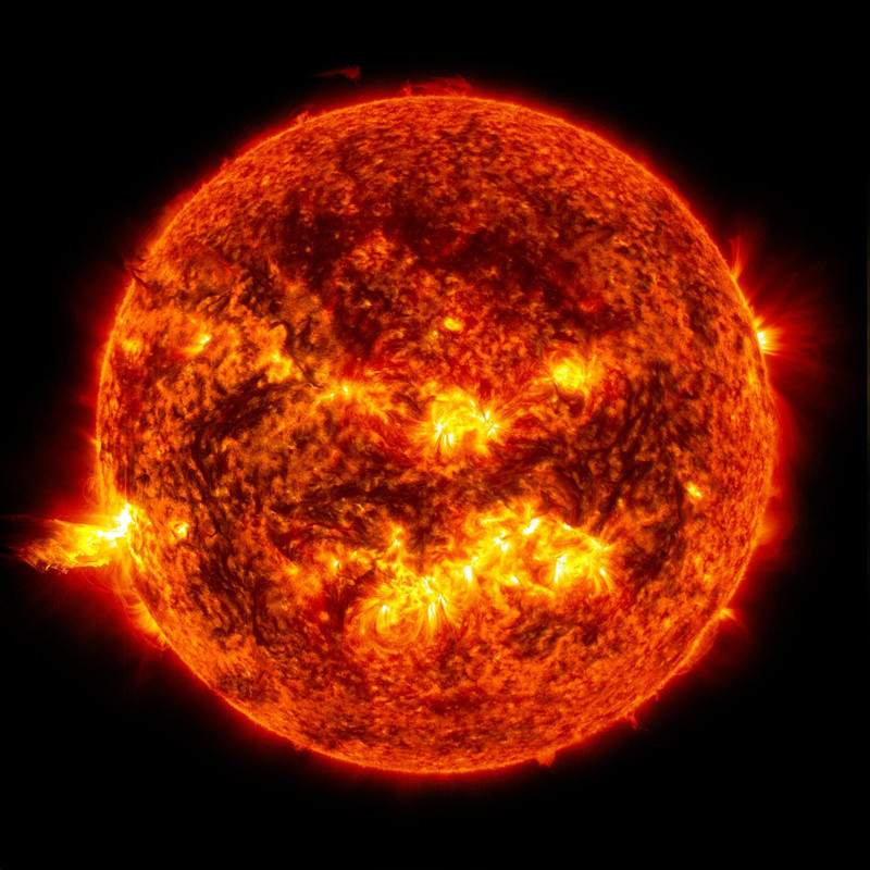 Role:
Expert VFX and Scientific Visualization Prompt Engineer, specializing in hyper-realistic space simulatio